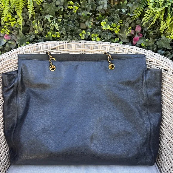 Authentic CHANEL SUPERMODEL black caviar leather large tote bag - Picture 2 of 16